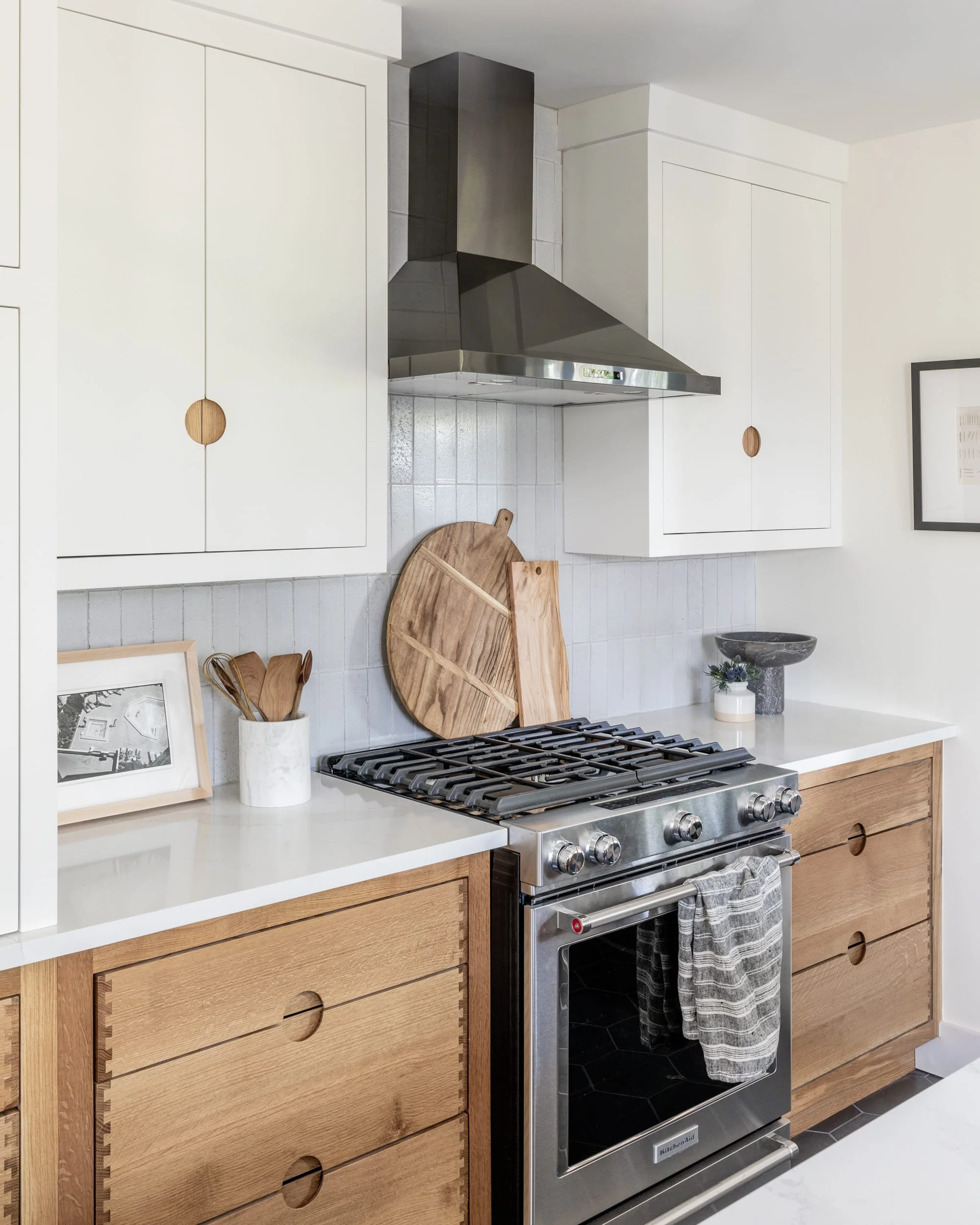Quick Ship 2.5x8 Brick Tile in White Mountains - Storm Tile LLC