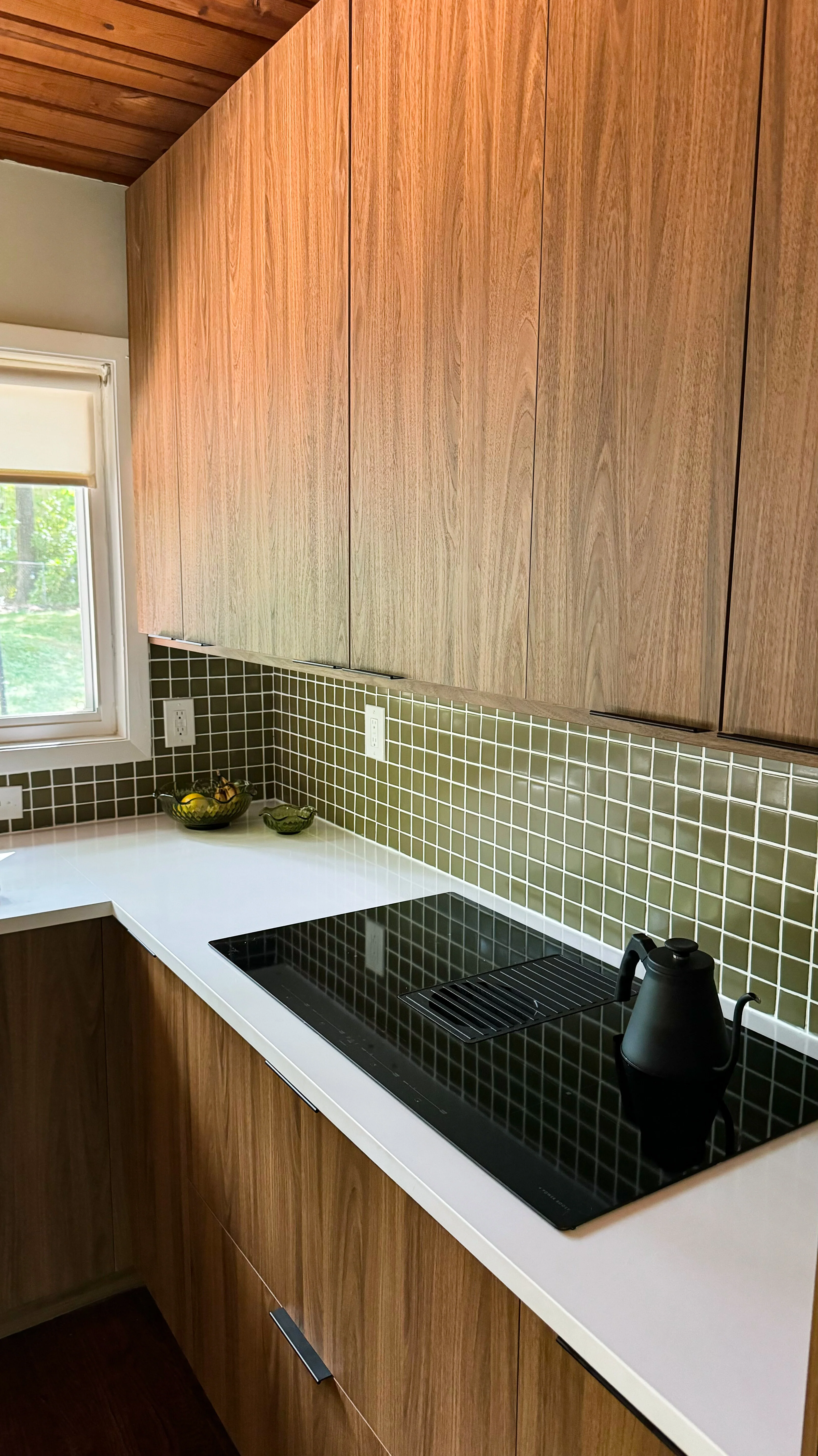 2x2 Straight Set Sheeted Natural Press Ceramic Mosaic Tile in Sap Green Matte - Storm Tile LLC